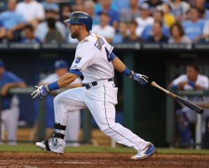 Kansas City Royals' Alex Gordon hits a single in the seventh inning during a baseball game against the San Francisco Giants, Saturday, Aug. 9, 2014, in Kansas City, Mo. (AP Photo/Ed Zurga)