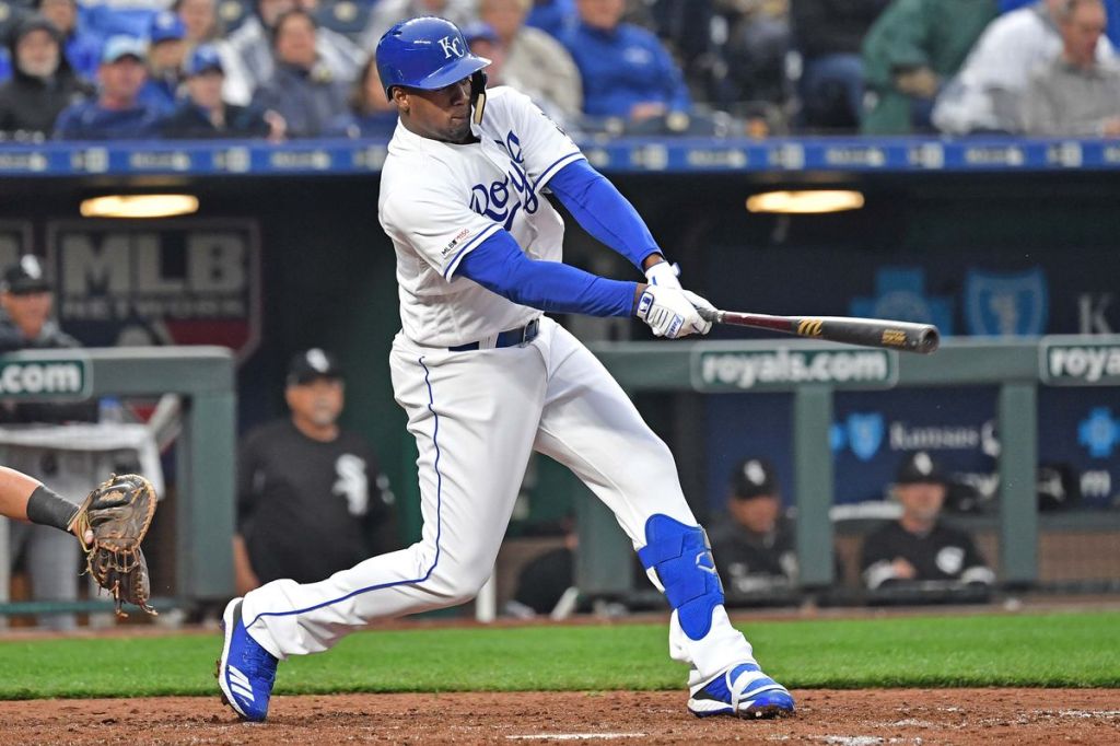 This image has an empty alt attribute; its file name is kc4-1.jpg